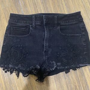 American Eagle hi-rise shortie
